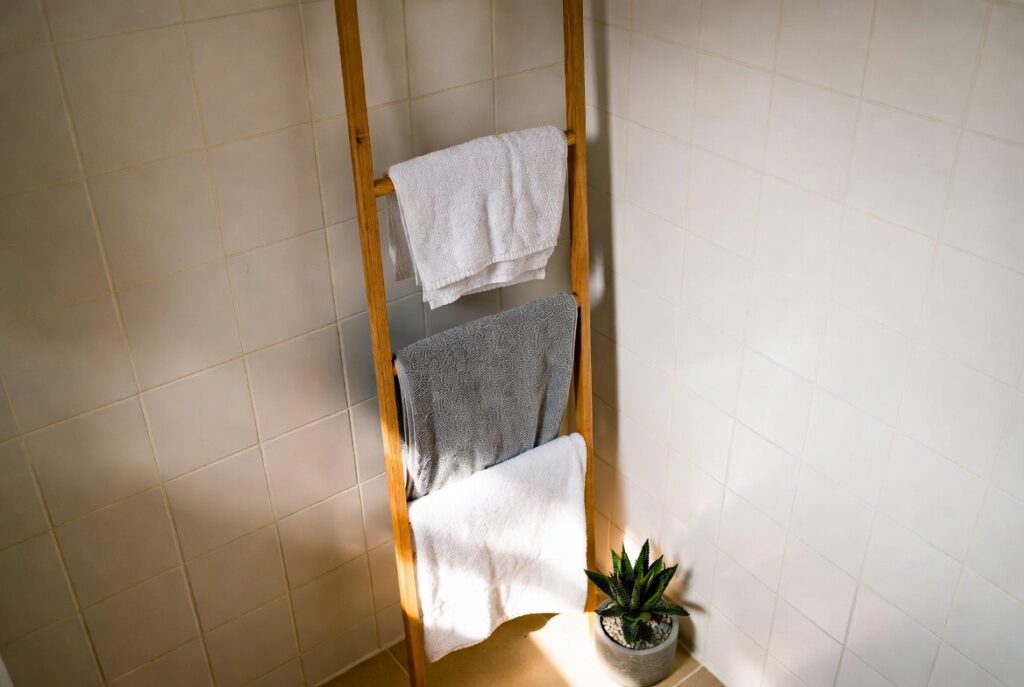  The Towel Ladder Rack