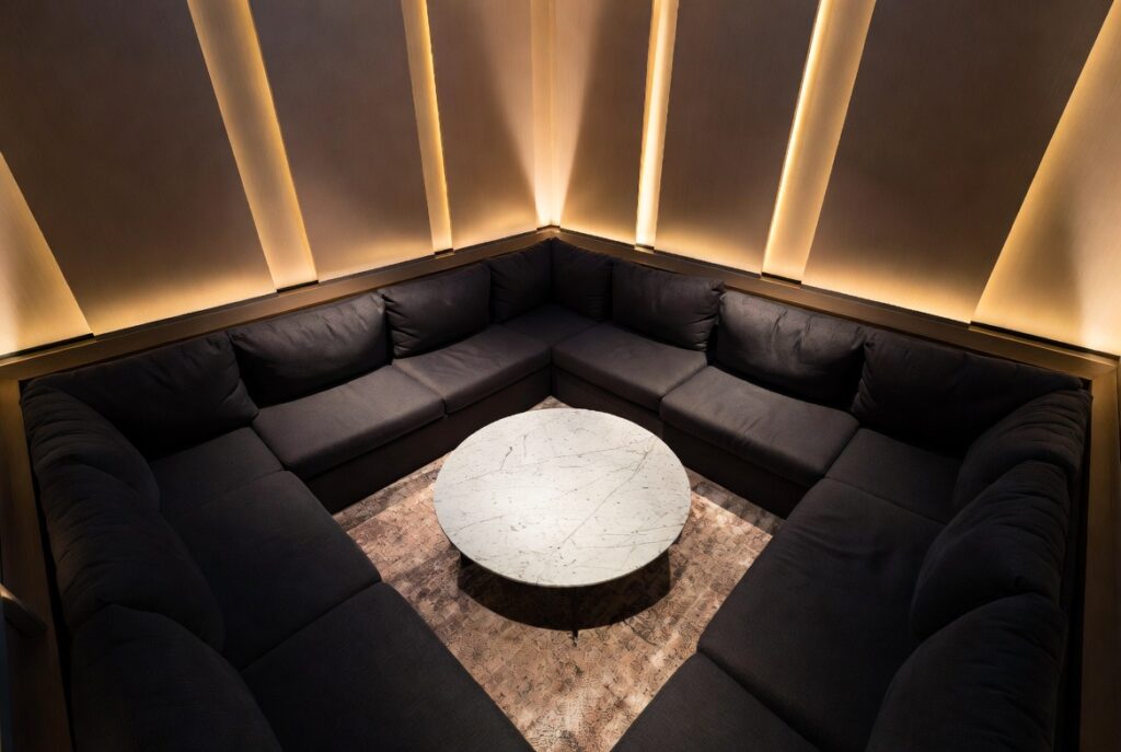 The Conversation Pit (Modern Edition)