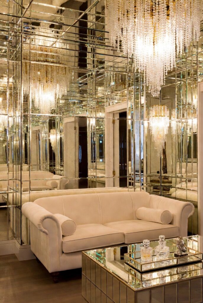 Mirror Wall