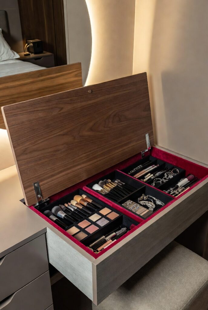 tiny vanity ideas